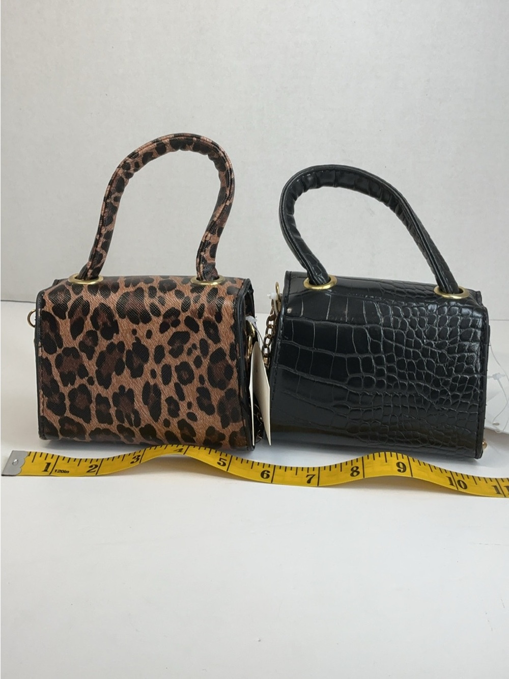 Combo Fashion Mini bags constructed from vegan leather. - Picture 6 of 11